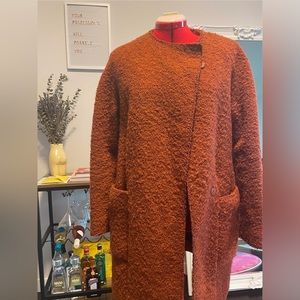 Cinnamon brown Pull and Bear Coat, used in great condition. Bought in 2012